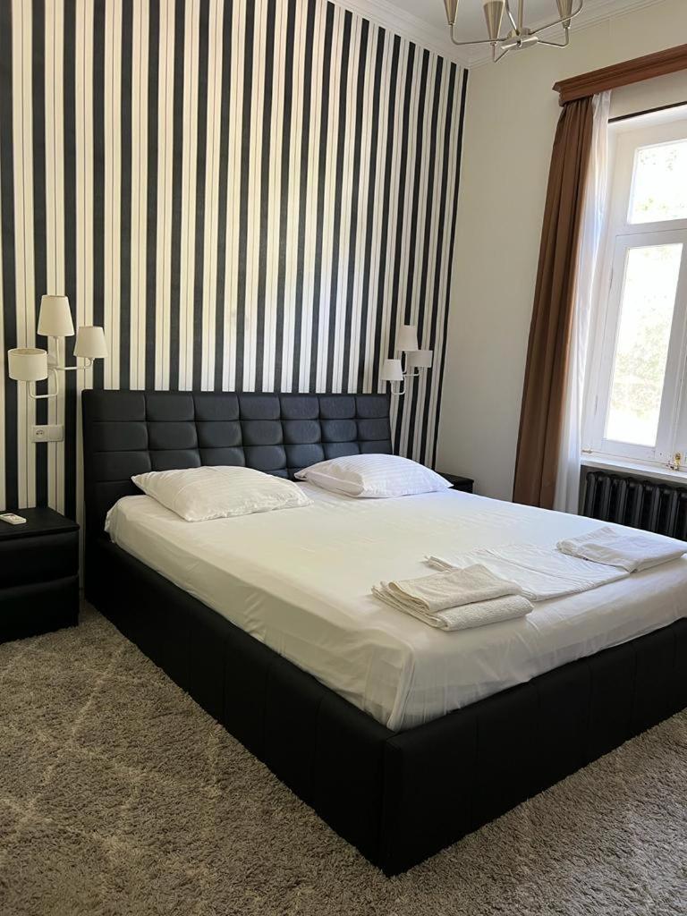 סינגאני Guest House Pirosmani 60 מראה חיצוני תמונה